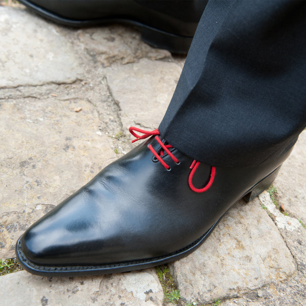 Change the look of your shoe with colored laces