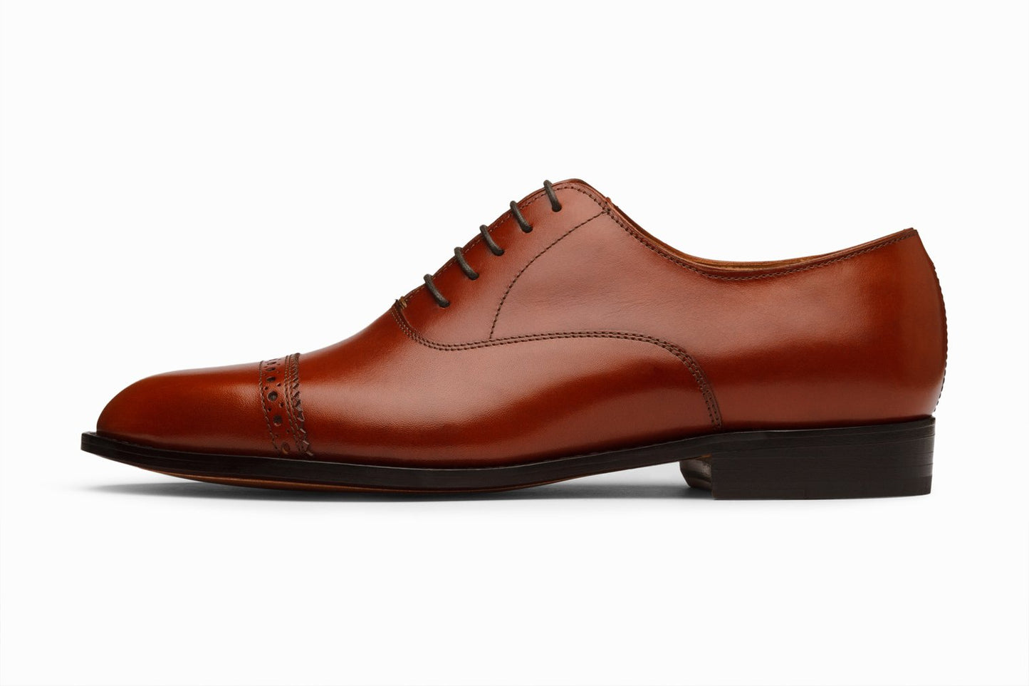 Quarter brogue oxford chestnut, formal shoes for men in Dubai.
